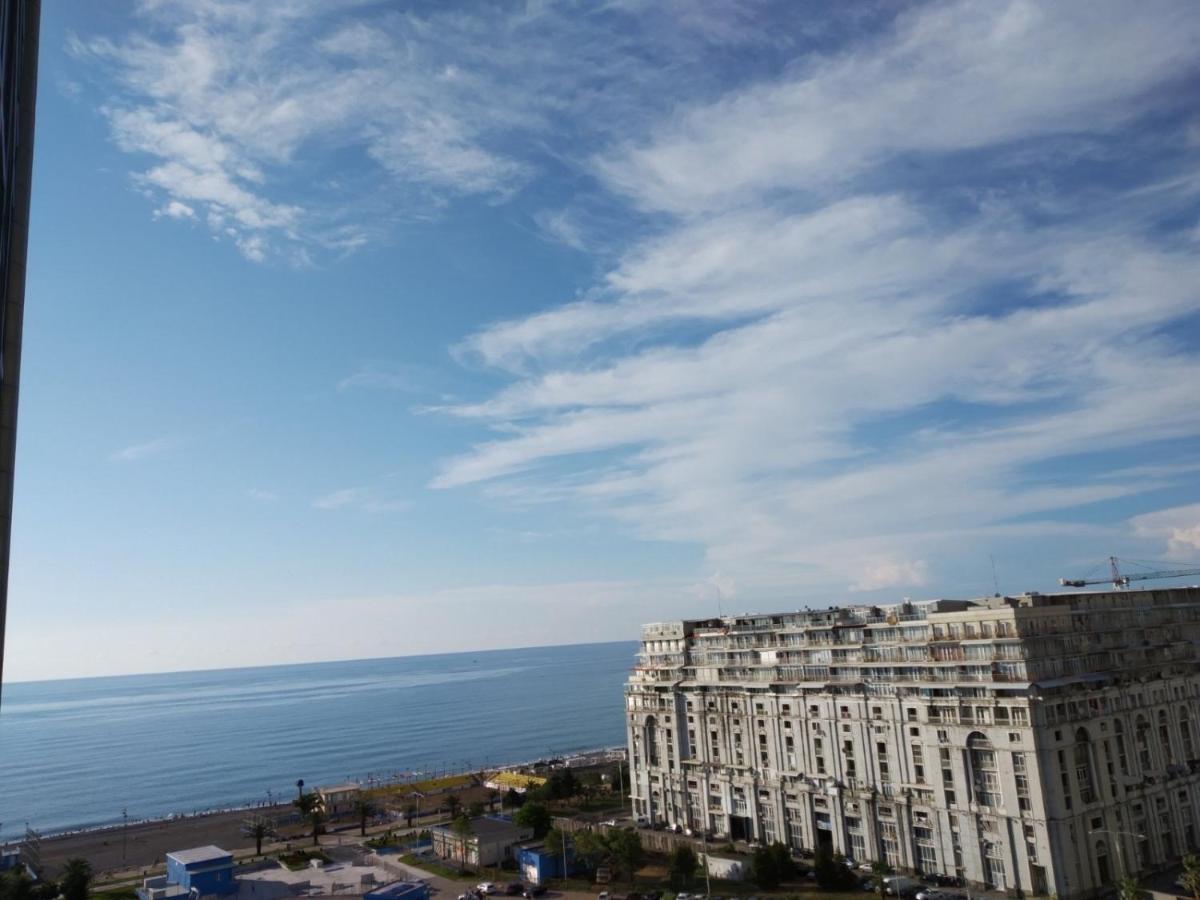 Apartment Batumi Weekend Buitenkant foto