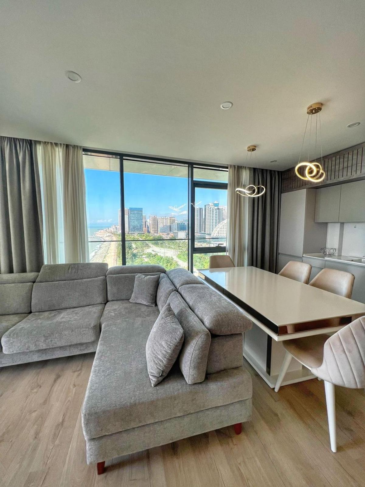 Apartment Batumi Weekend Buitenkant foto
