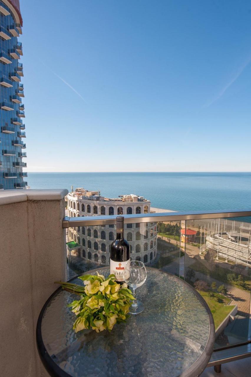 Apartment Batumi Weekend Buitenkant foto