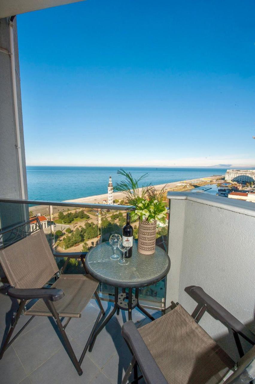 Apartment Batumi Weekend Buitenkant foto